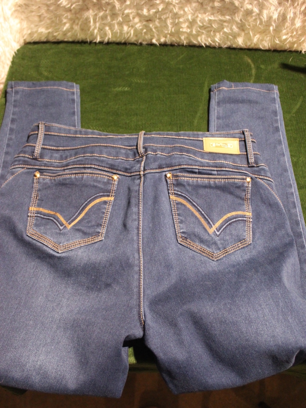 High-Rise Dark Blue Women's Jeans with Triple Button Waist